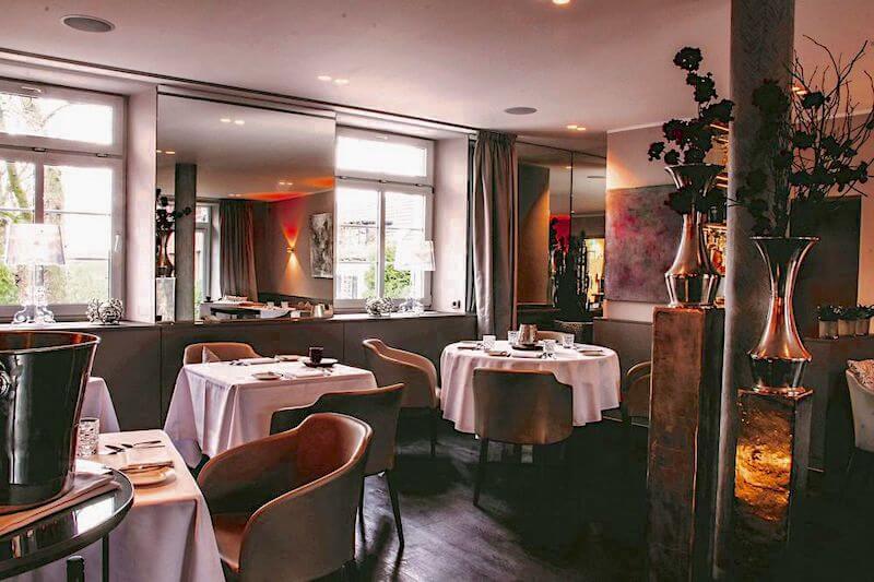 Music for Hotels: Your Guide to the Perfect Hotel Playlist | Soundsuit.fm